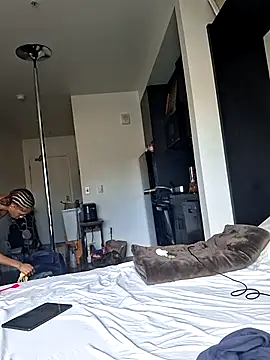 Cinnamonbunn online show from 03/16/26, 09:17