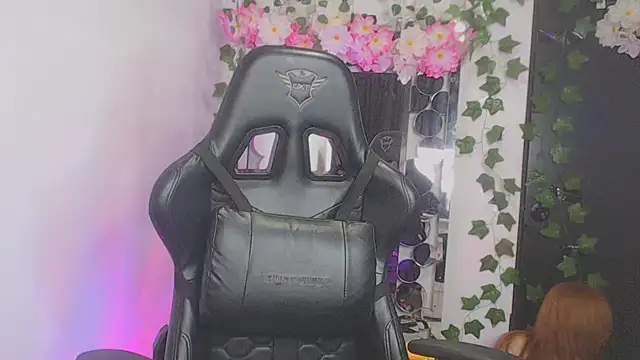 Mis Cersi online show from 03/24/26, 08:53