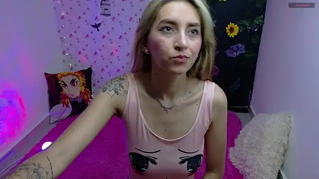 Mis Cersi online show from 05/25/26, 08:40