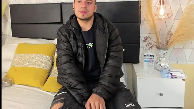 AronGarcia online show from 02/28/26, 12:05