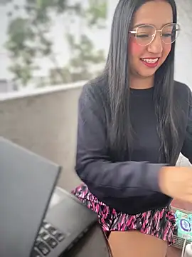Daniela Pink online show from 05/21/26, 11:18