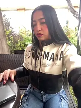 Daniela Pink online show from 05/01/26, 11:15