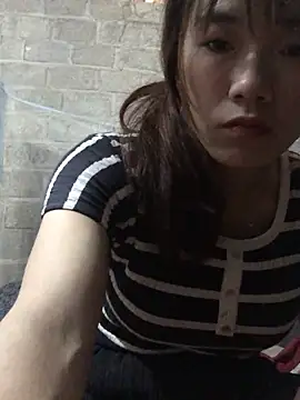 Snapshot of Sukem-mut chatting on 03/02/26, 05:08 Sukem-mut online show from 03/02/26, 05:08