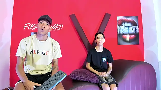 GREEN BOYS online show from 03/13/26, 07:24