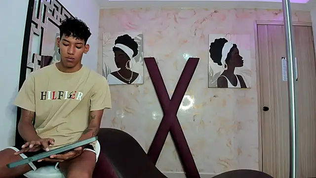 GREEN BOYS online show from 03/27/26, 01:25