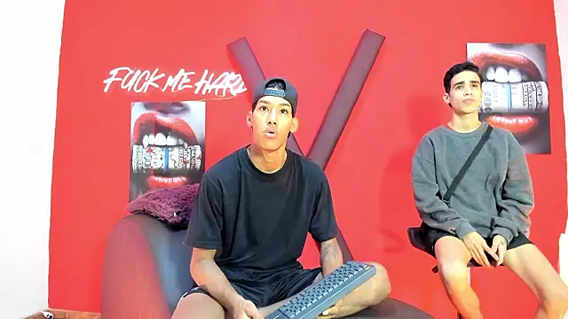 GREEN BOYS online show from 02/21/26, 07:32