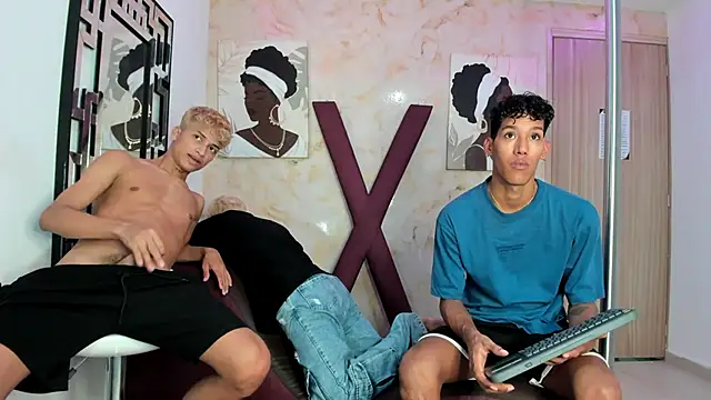 GREEN BOYS online show from 03/29/26, 05:09