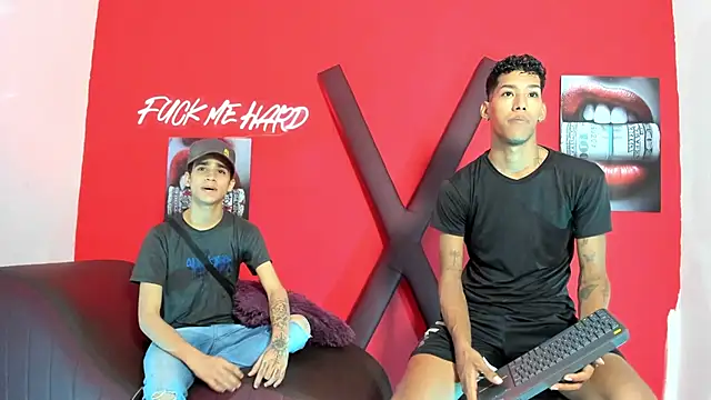 GREEN BOYS online show from 03/05/26, 08:33