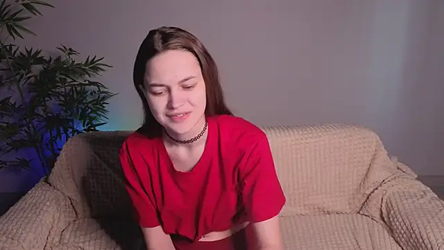 parrot kisha online show from 04/09/26, 02:02