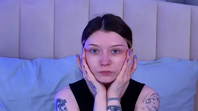 AlyssFrost online show from 07/26/26, 02:07