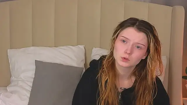 AlyssFrost online show from 06/26/26, 02:39