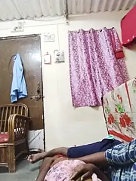 Your couple 01 online show from 03/18/26, 05:47