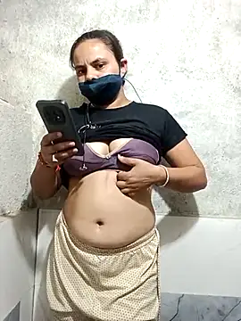 taniya0 online show from 03/10/26, 04:33