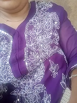 Snapshot of taniya0 chatting on 06/20/26, 11:59 taniya0 online show from 06/20/26, 11:59