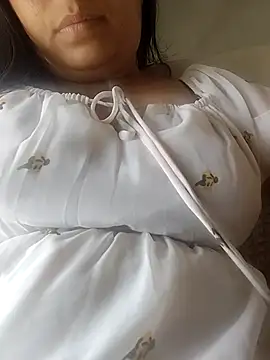 Snapshot of taniya0 chatting on 05/29/26, 04:51 taniya0 online show from 05/29/26, 04:51