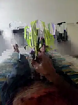 Snapshot of isuru_lakshan chatting on 02/19/26, 12:24 isuru lakshan online show from 02/19/26, 12:24