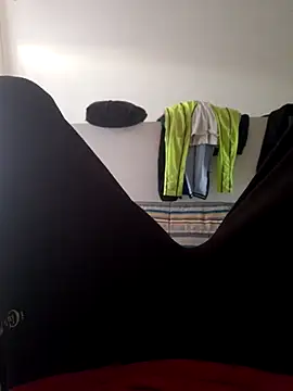 Snapshot of isuru_lakshan chatting on 02/23/26, 04:29 isuru lakshan online show from 02/23/26, 04:29