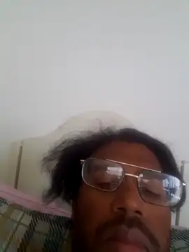 isuru lakshan online show from 03/25/26, 08:57