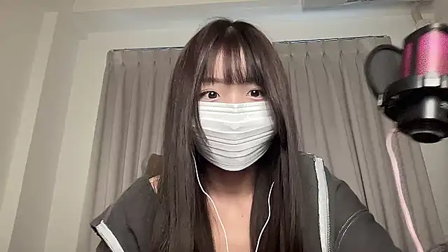 uni cha online show from 04/15/26, 05:46