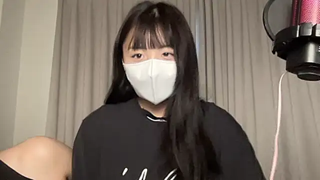 uni cha online show from 04/04/26, 04:41