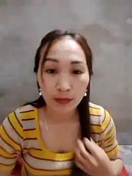 Snapshot of Thobaby112 chatting on 02/25/26, 12:33 Thobaby112 online show from 02/25/26, 12:33