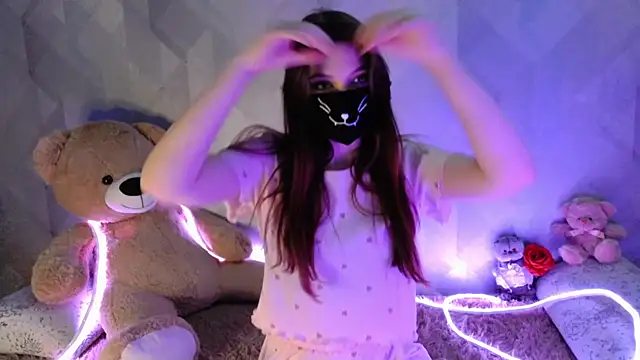 Snapshot of llonaMask chatting on 02/27/26, 08:36 llonaMask online show from 02/27/26, 08:36