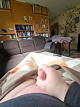 Gris-shadow online show from 03/28/26, 10:49