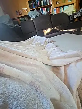 Gris-shadow online show from 02/15/26, 09:08