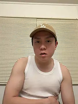 Snapshot of taiki2026 chatting on 02/16/26, 12:15 taiki2026 online show from 02/16/26, 12:15