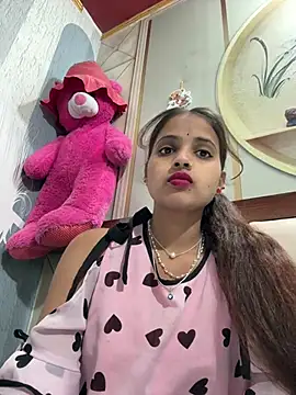 samayra1144 online show from 04/02/26, 07:37