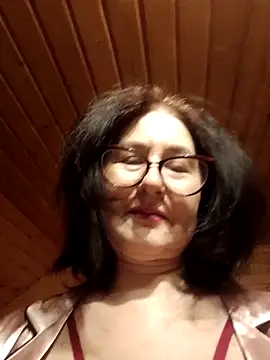 Vikimoon11211 online show from 03/04/26, 06:04