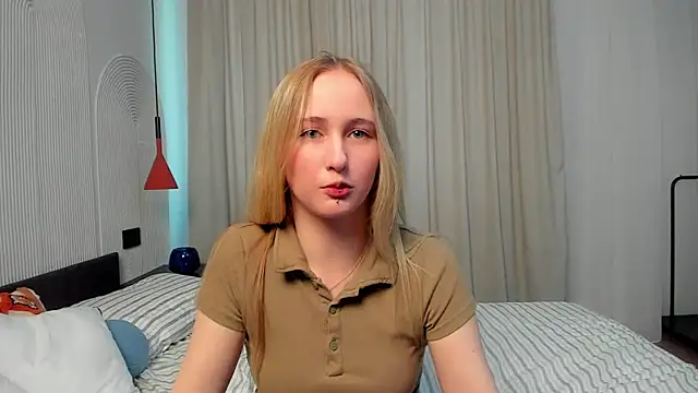 TraceeRebollar online show from 03/03/26, 12:34