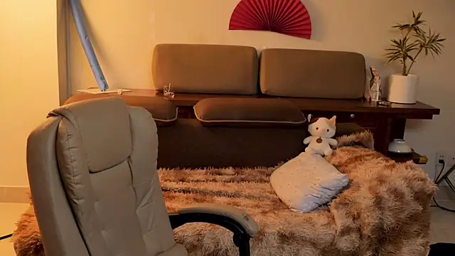 Pitien 2k7 online show from 04/16/26, 03:24