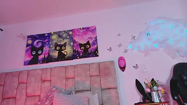 MiiaBlumm  online show from 03/31/26, 06:21