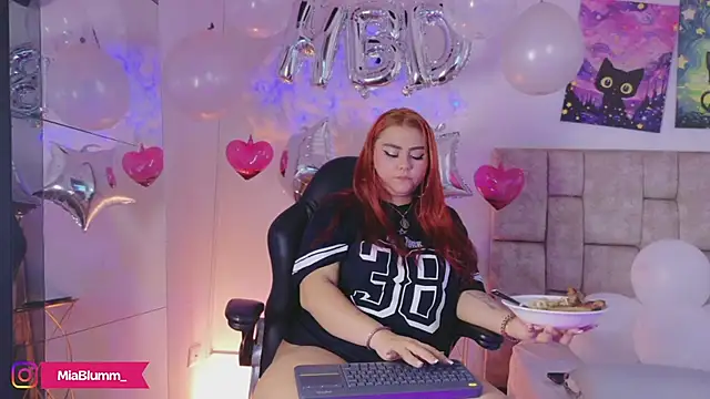 MiiaBlumm  online show from 03/10/26, 05:39