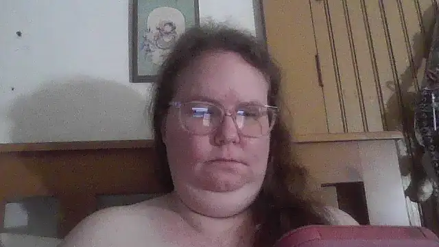 naughty queen1 online show from 04/28/26, 11:14