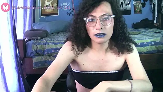 lewd mooncat online show from 05/27/26, 07:54
