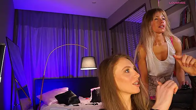 goddess aphroditte online show from 03/16/26, 07:23