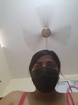 Tamil Luckly girl online show from 04/04/26, 09:27