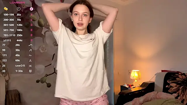 Snapshot of LoryMusetti chatting on 02/15/26, 11:20 LoryMusetti online show from 02/15/26, 11:20