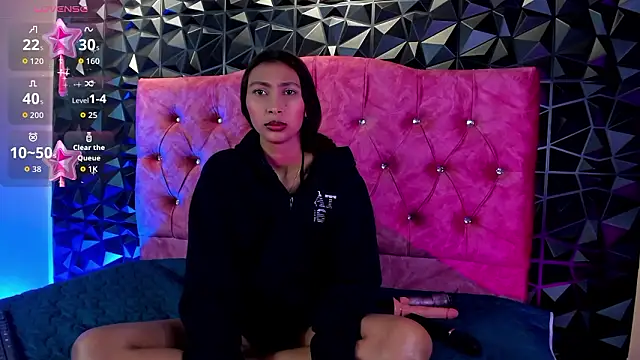 angeldreams15  online show from 03/17/26, 02:36