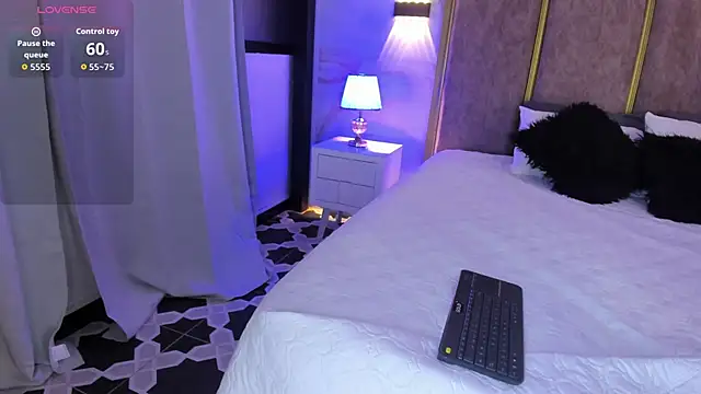 PerlaRogerss  online show from 02/18/26, 10:22