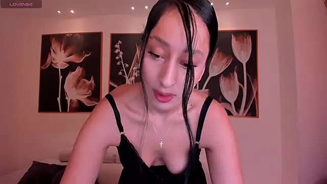 Snapshot of AmaraDivine chatting on 02/26/26, 11:32 AmaraDivine online show from 02/26/26, 11:32