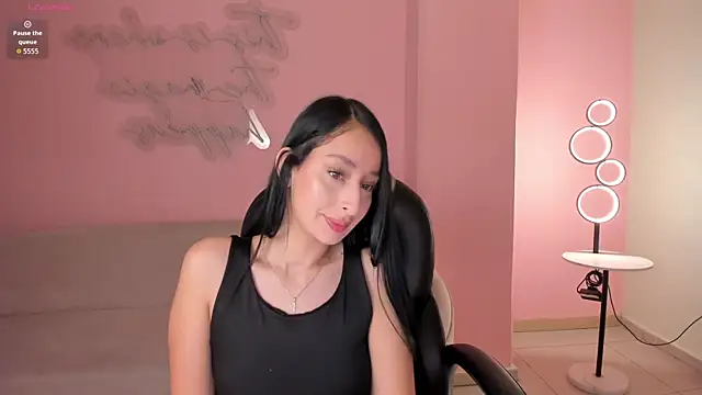 AmaraDivine online show from 03/15/26, 05:31