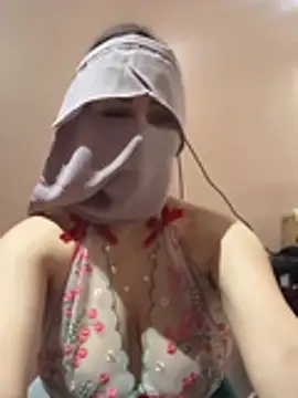 Snapshot of Lamarab chatting on 02/16/26, 10:40 Lamarab online show from 02/16/26, 10:40