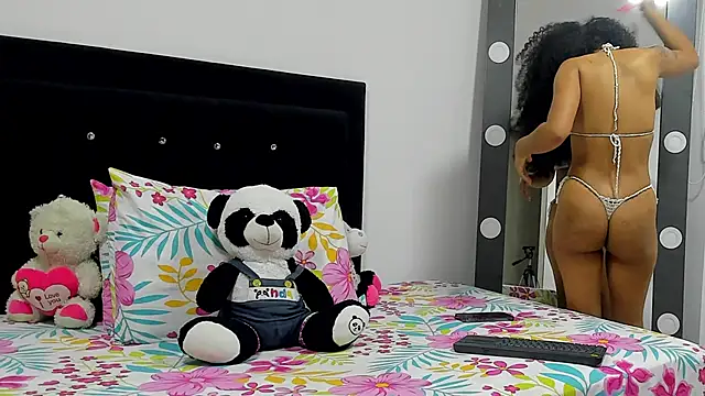 Snapshot of DanielaWane chatting on 02/26/26, 11:38 DanielaWane online show from 02/26/26, 11:38