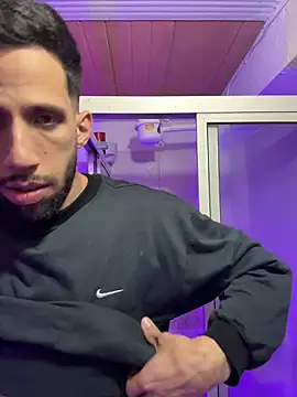 Karim mansur online show from 03/10/26, 03:43