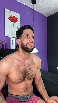 Snapshot of Karim_mansur chatting on 06/19/26, 01:06 Karim mansur online show from 06/19/26, 01:06