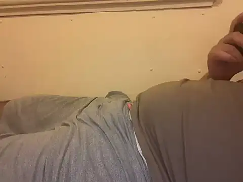 Snapshot of SKEmperor chatting on 02/28/26, 11:54 SKEmperor online show from 02/28/26, 11:54