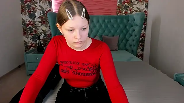 LauraBev online show from 02/21/26, 02:30